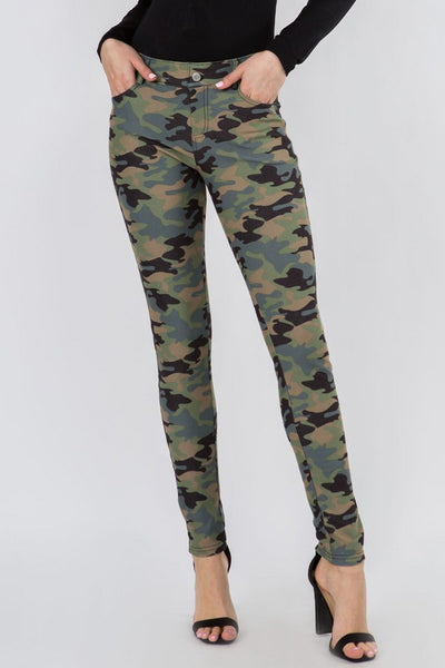 Yelete Women's Camouflage 5-Pocket Cotton Blend Jeggings - Slate Blue Camo