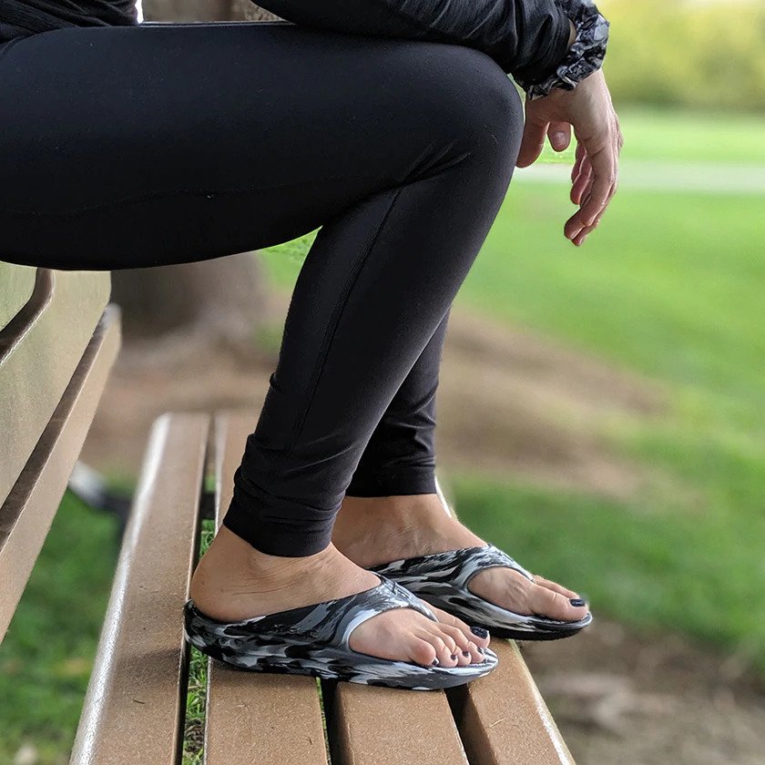 TELIC Recovery Comfort Flip Flop Lightweight Waterproof Sandal in Smoke Gray